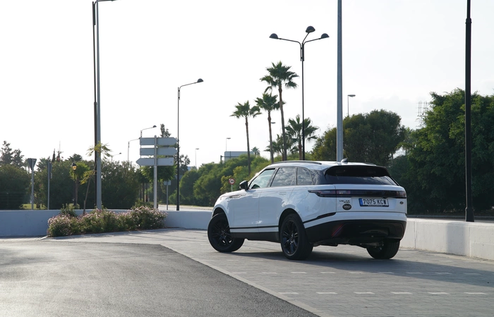 ​Dónde alquilar una minivan en el aeropuerto de Málaga: Las mejores ofertas con SOLO rent a car