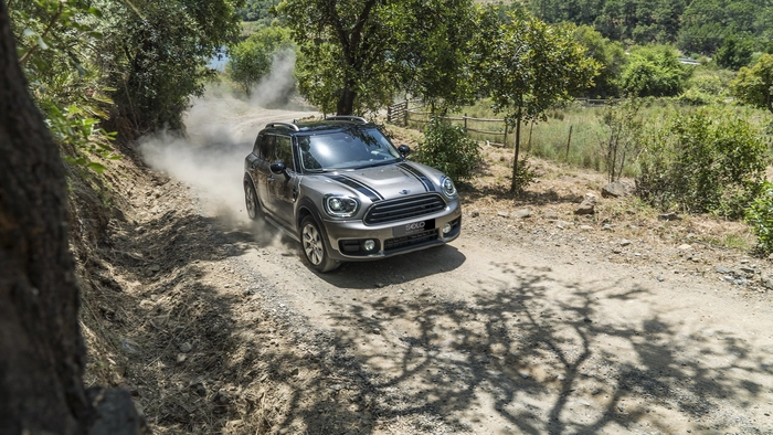 Descubre Andalucía en coche de alquiler – Rutas para 3, 5 y 7 días