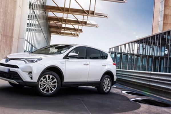 Rent TOYOTA in Marbella - Best price | SÓLO