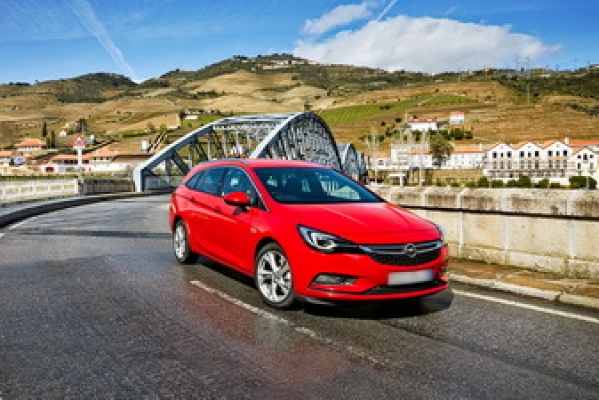 Alquiler OPEL Málaga Estación de tren